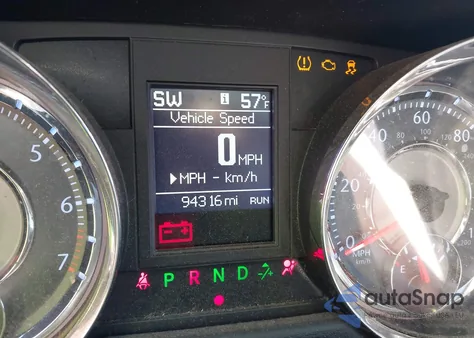 2015 Chrysler Town & Country Touring z USA, uszkodzony, nr VIN 2C4RC1BG7FR596978